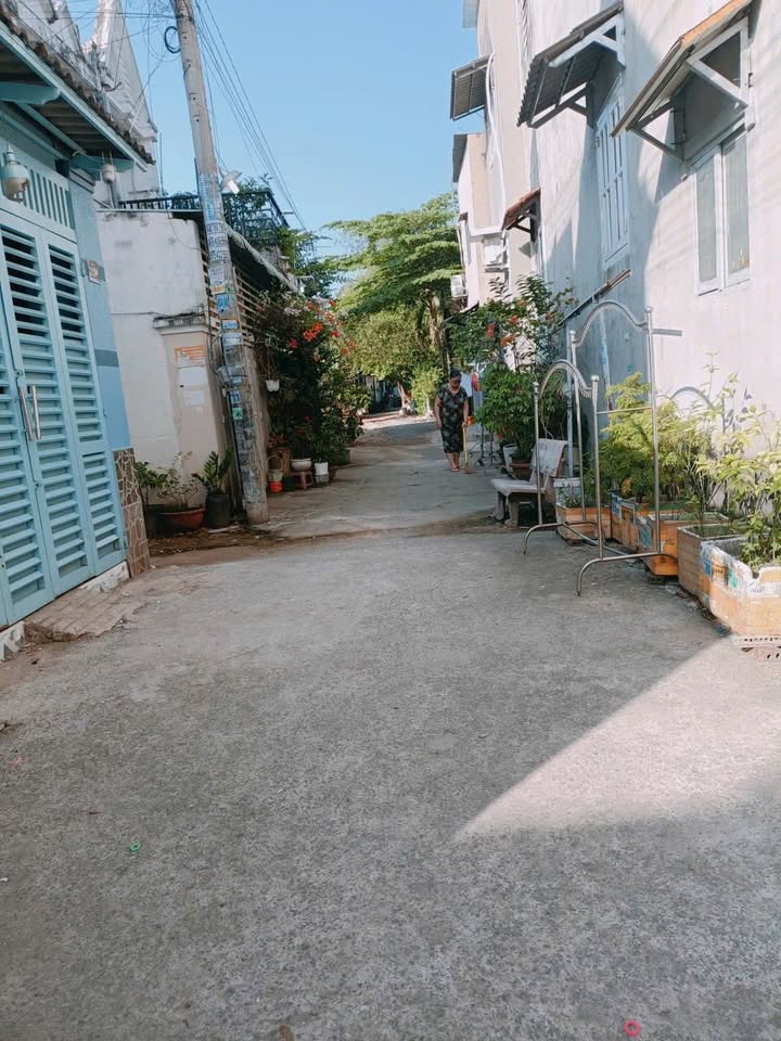 Đất thổ cư 138m² xã Xuân Thới Thượng giá 3.2 tỷ - Sổ hồng riêng chính chủ!