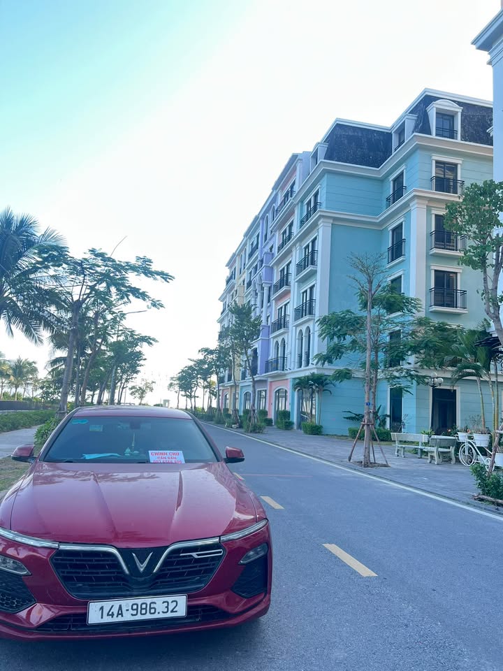 Shophouse Aqua City Hạ Long 82m² giá 8.2 tỷ - Chính chủ bán gấp!