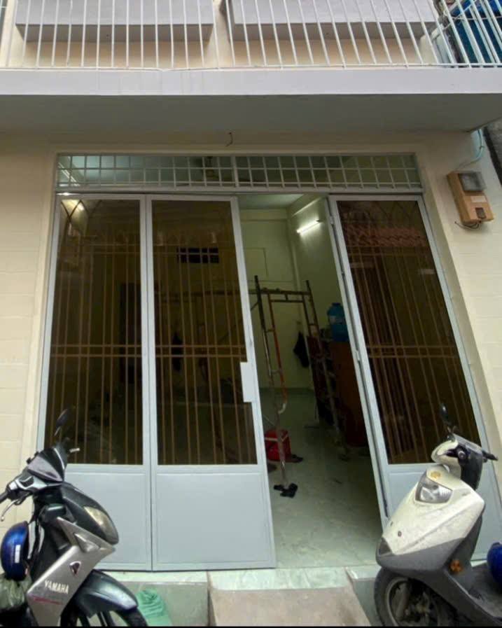 Nhà cho thuê nguyên căn đường Dạ Nam, quận 8, 32m² - Thích hợp ở và kinh doanh online!