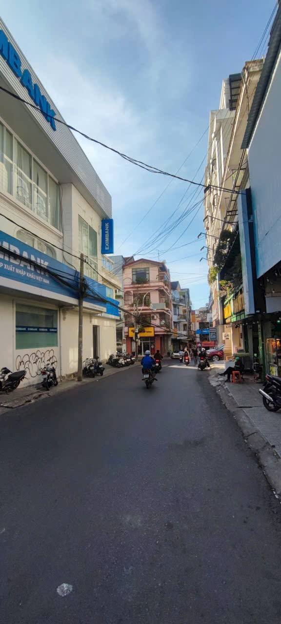 Bán nhà mặt tiền đường Tăng Bạt Hổ Đà Lạt 85m² giá 35 tỷ - Vị trí đắc địa kinh doanh sầm uất!