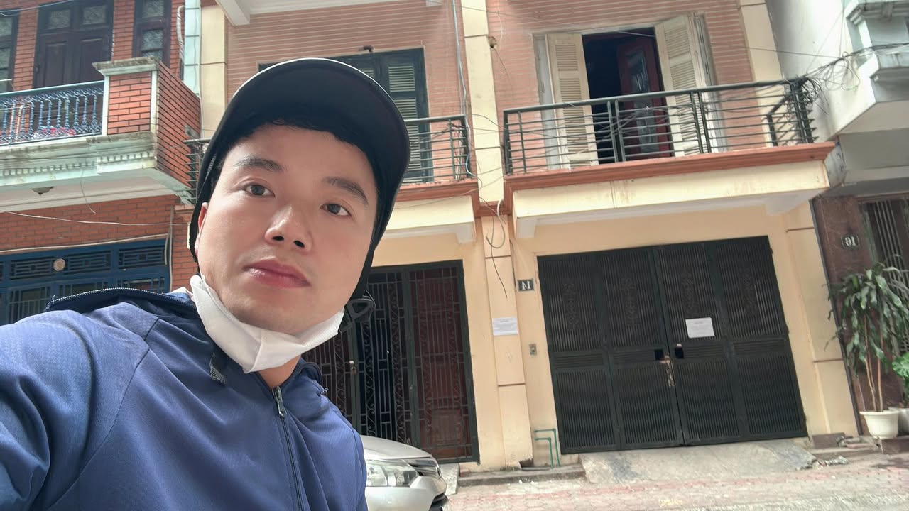 Nhà phố Hoàng Quốc Việt 50m² giá 12.5 tỷ - Sẵn sàng vào ở ngay!