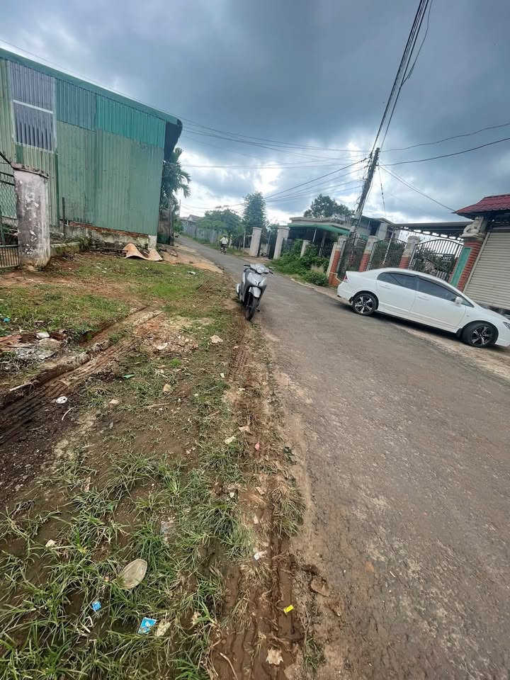 Kho bán đường Nguyễn Thượng Hiền, Phước An, 815m² - Giá tốt đầu tư!