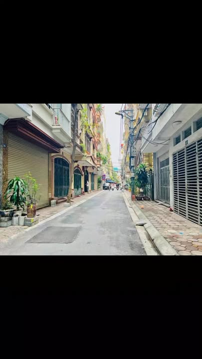 Nhà 7 tầng Nguyễn Đức Cảnh 60m² giá 16 tỷ - Khu vực sôi động, thang máy hiện đại!