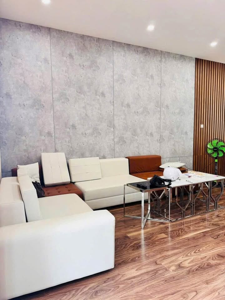 Nhà phố KĐT Mỹ Gia Nha Trang 100m² giá 6.8 tỷ - Thiết kế hiện đại, đầy đủ nội thất!