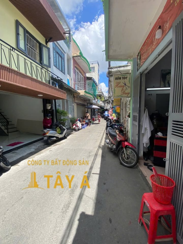 Nhà bán tại Sơn Hưng, Tân Bình 29.6m² giá 3.8 tỷ - Mặt tiền hướng Tây!