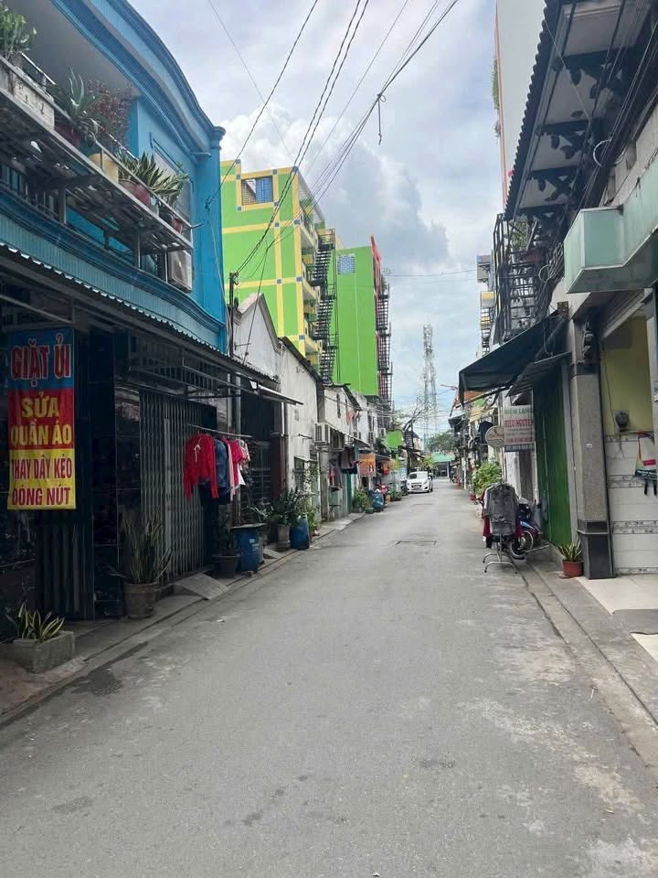 Bán gấp dãy nhà trọ 153m² đường Lê Đình Cẩn - Thu nhập ổn định, giá 11.5 tỷ