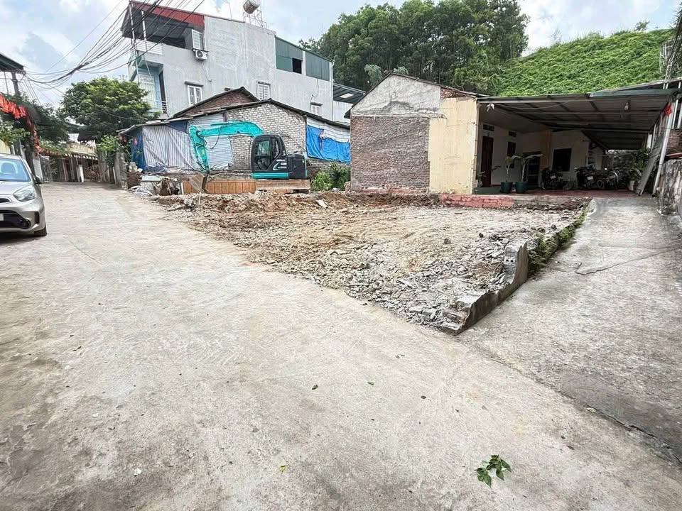 Đất nền Yên Ninh 81m² giá 1.2 tỷ - Hai mặt tiền, ô tô đỗ cửa!