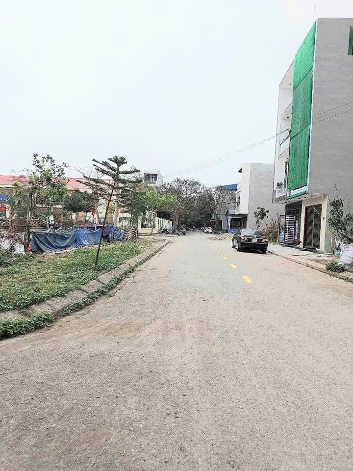 Đất mặt đường Trường Thi, Nam Định 48,3m² - Giá rẻ không thể bỏ lỡ!