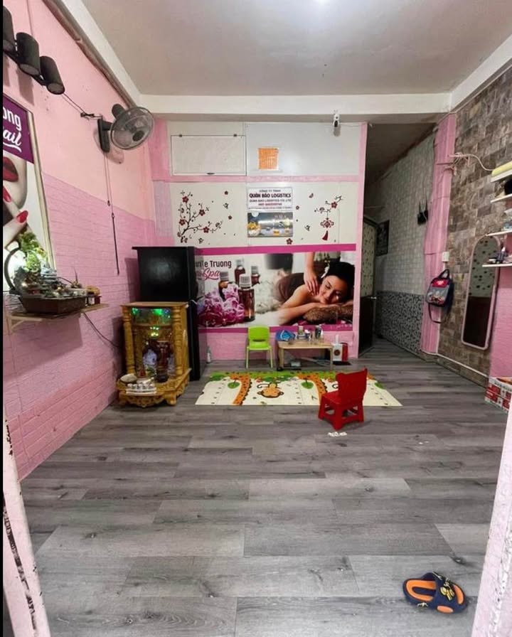 Nhà 2 Tầng 2 Mặt Kiệt 48m² giá 3.82 tỷ - Đường Hoàng Diệu, Đà Nẵng