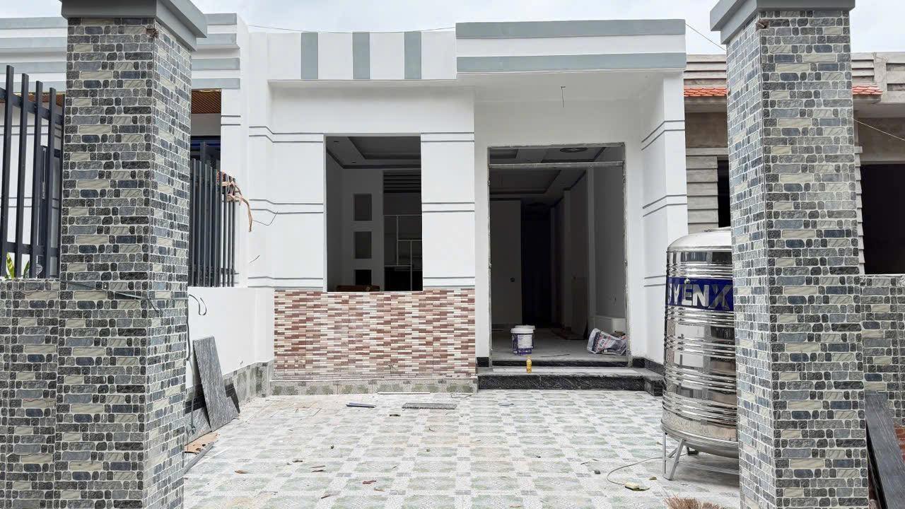 Nhà phố đẹp tại khu phố Suối Nhum, Tân Thành, 125m² chỉ 1 tỷ - Hỗ trợ vay ngân hàng!