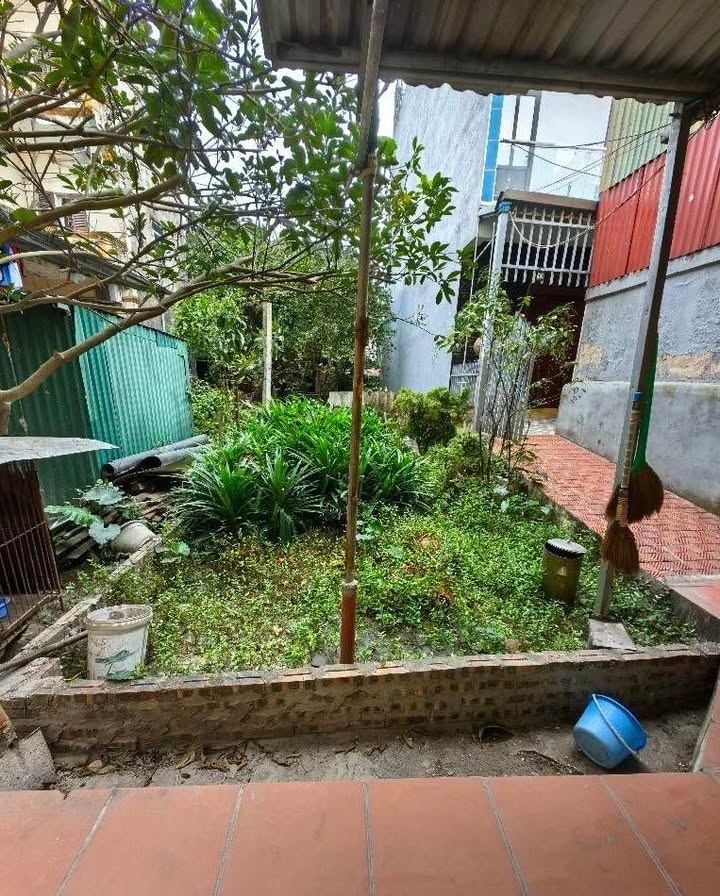 Đất nền Đông Ngạc Bắc Từ Liêm 50m² giá thỏa thuận - Vị trí đắc địa, kết nối giao thông thuận lợi!