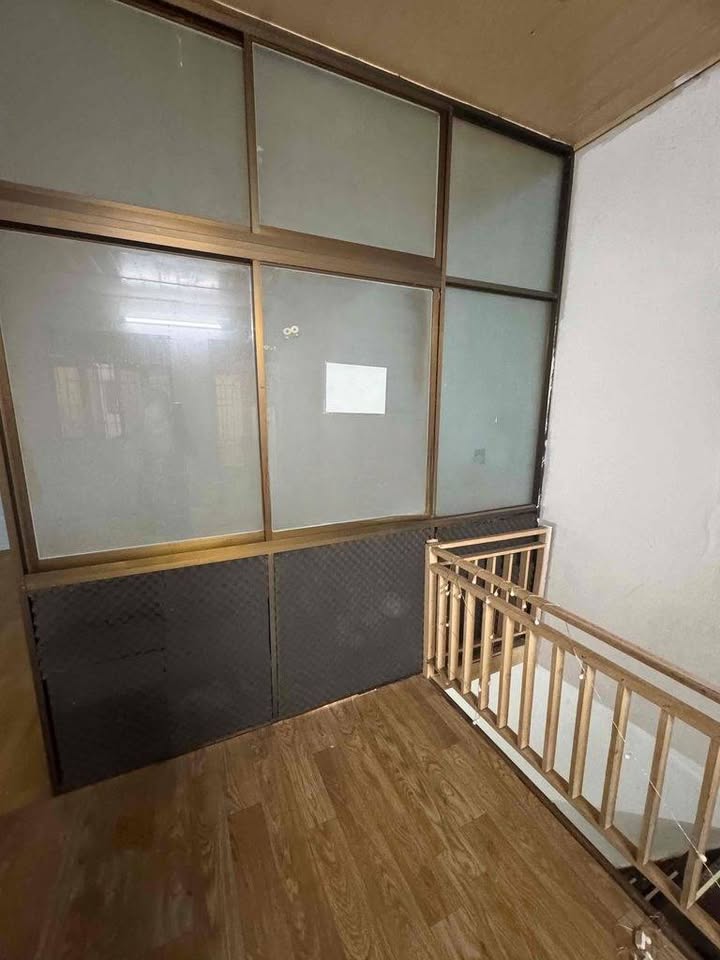 Nhà bán Nguyễn Tri Phương, Phường 4, Quận 10, 40m² giá 5.7 tỷ - Sổ hồng riêng, chính chủ!