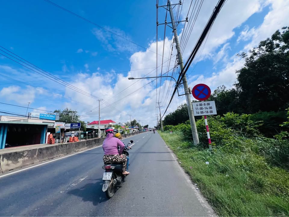 Nhà 2 mặt tiền Quốc Lộ 22b, 136m² giá thỏa thuận - Giảm giá mạnh, chính chủ!