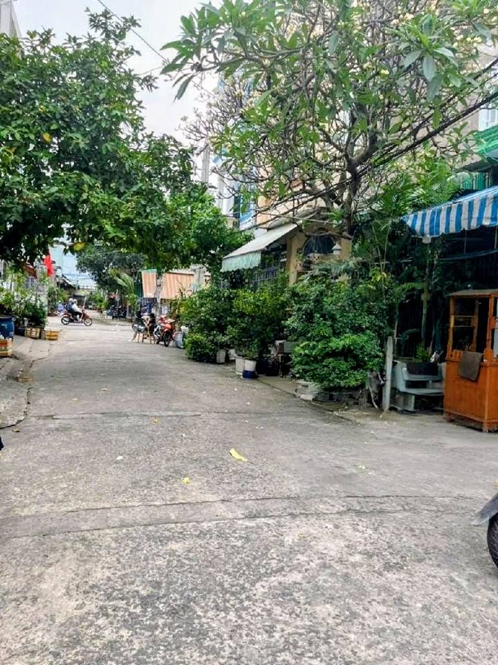 Nhà bán hẻm xe tải Bình Trị Đông B 64m² giá 6 tỷ - Sổ đỏ chính chủ