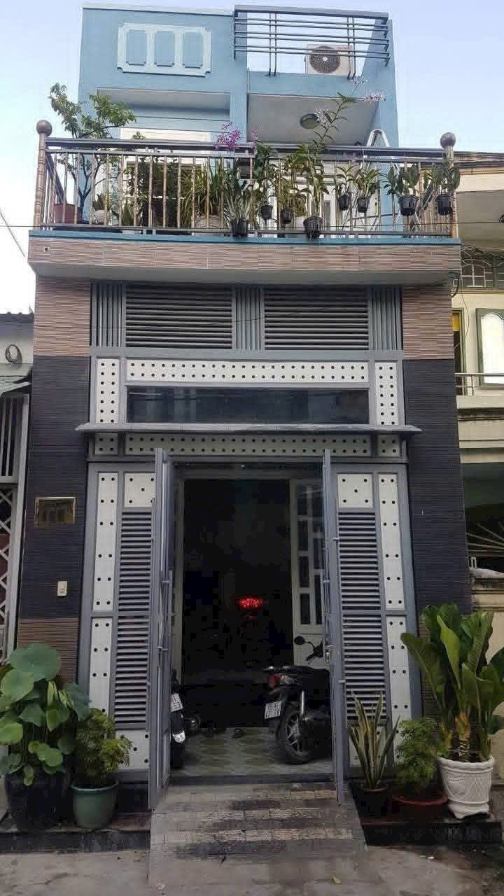 Nhà 2 mặt tiền Tỉnh Lộ 10, 84m² giá 6.286 tỷ - Sẵn sàng vào ở ngay!