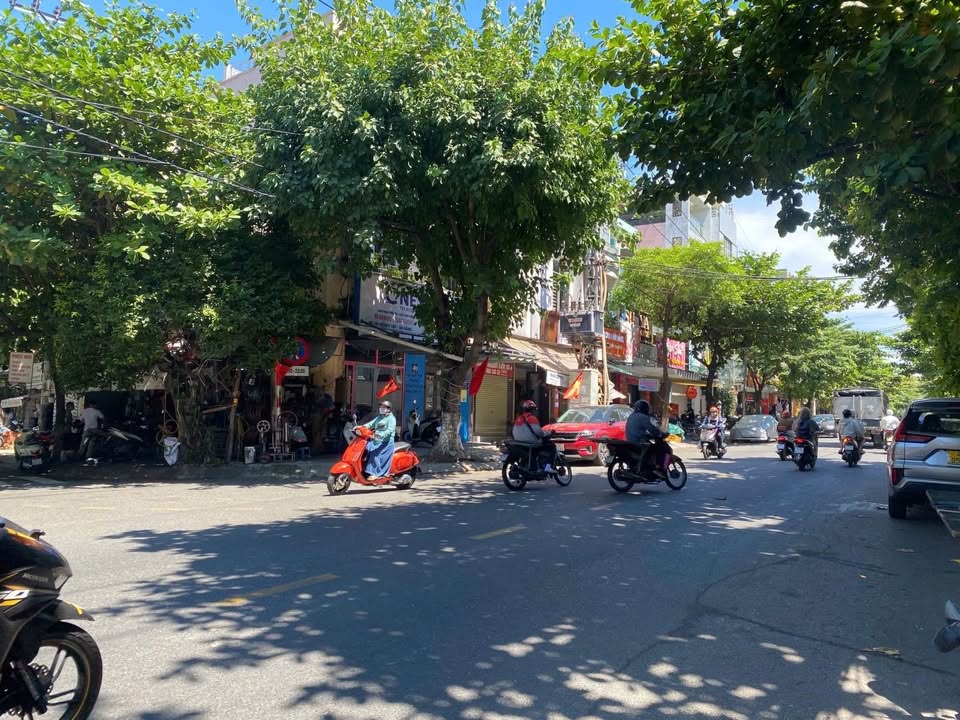 Nhà riêng Gia Lâm 159m² giá thỏa thuận - Kinh doanh ổn định, dòng tiền tốt!