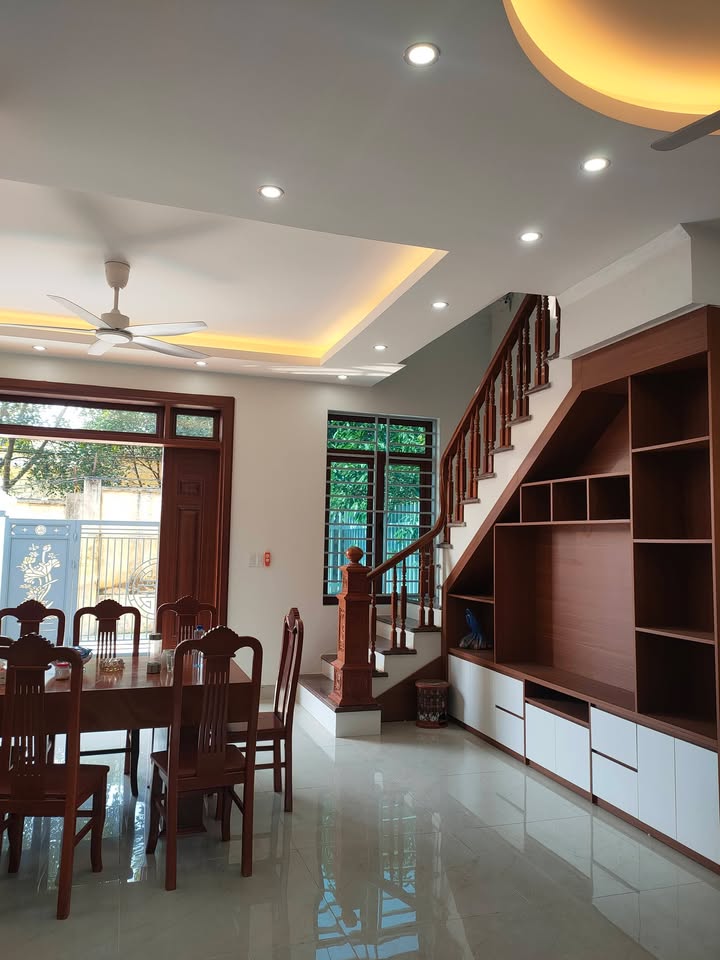 Nhà phố hiện đại tại Vân Phú, Việt Trì 110.5m² - Thiết kế thông minh, sân rộng để ô tô!