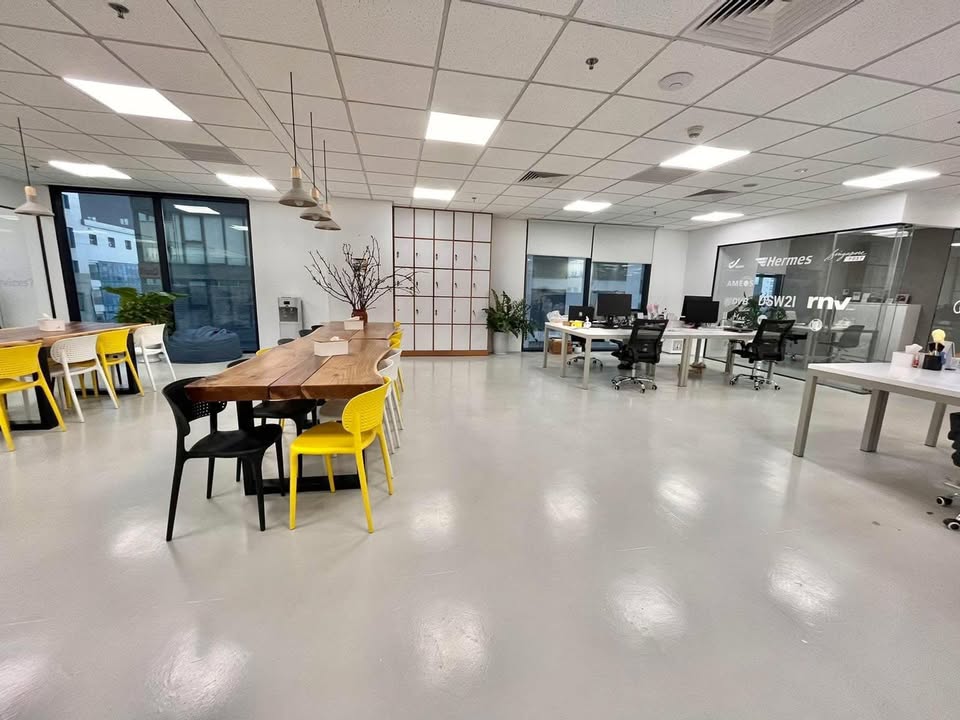 Cho thuê sàn văn phòng tại Duy Tân, Cầu Giấy - Diện tích từ 30m² đến 220m² - Giá chỉ từ 4.5 triệu/tháng!