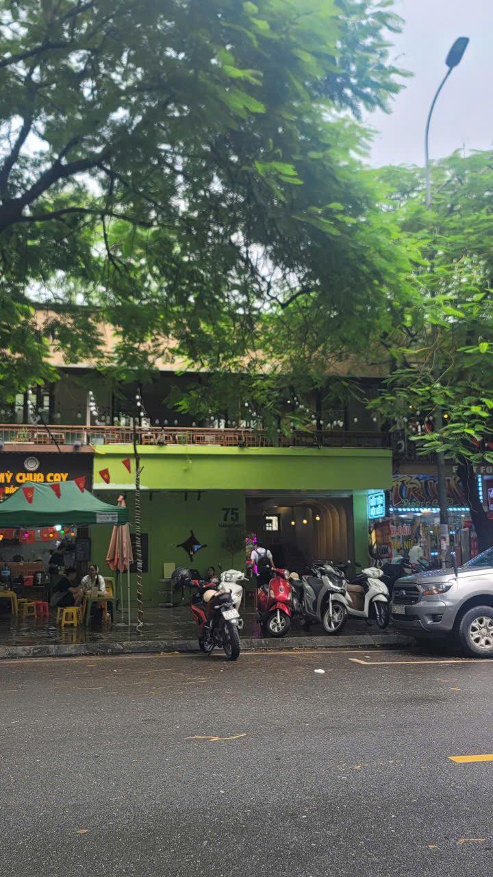 Cho thuê mặt bằng phố Lương Văn Can, Hoàn Kiếm 41m² giá 55 triệu - Vị trí đắc địa, sẵn sàng kinh doanh!