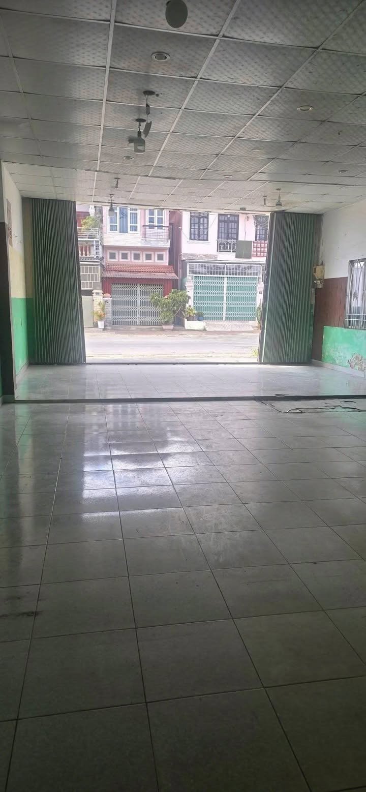 Cho thuê mặt bằng Xô Viết Nghệ Tĩnh Đà Lạt 180m² - Mặt tiền kinh doanh lý tưởng!