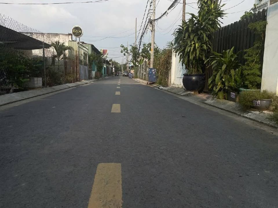 Nhà 2 tầng đường Ngô Chí Quốc, Tam Bình, Thủ Đức 226m² giá 9.2 tỷ - Pháp lý chuẩn, sẵn sàng giao dịch!