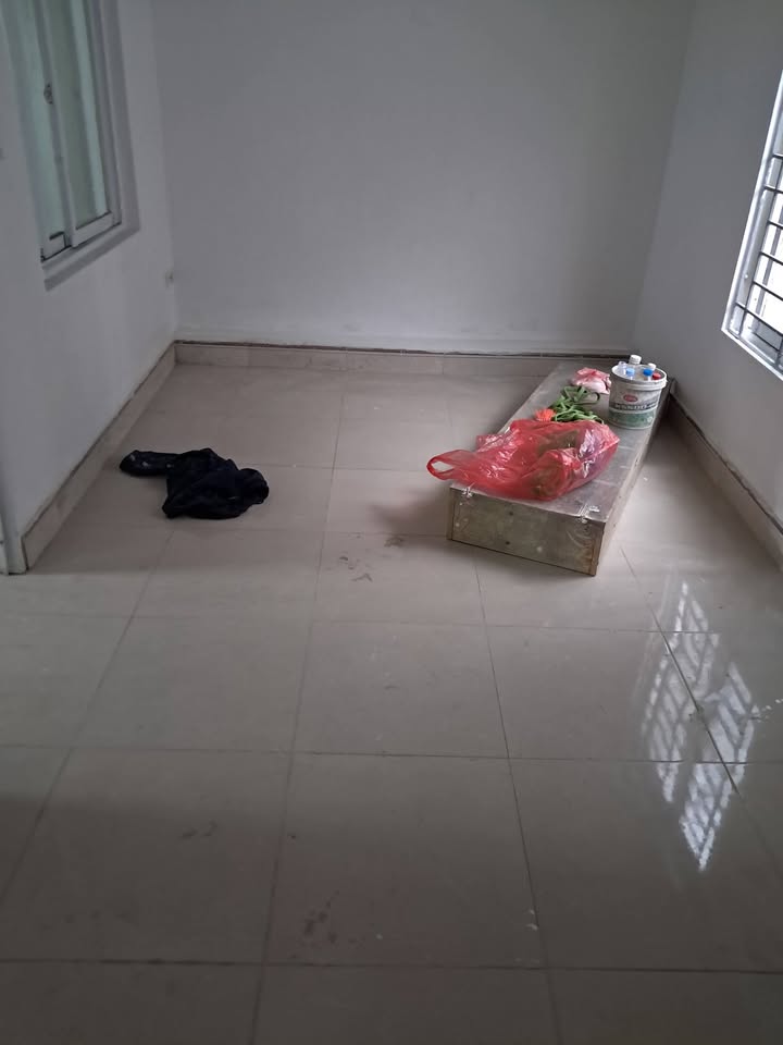 Nhà nguyên căn Định Công 54m² giá thỏa thuận - Tiện ích đầy đủ!