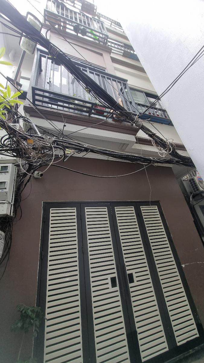 Bán nhà Khâm Thiên 25m² giá 6.3 tỷ - Ngõ thông, gần trường học!