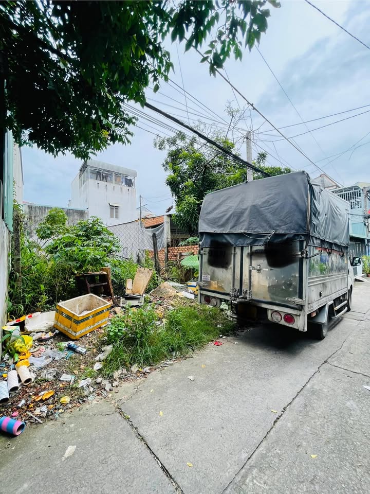 Đất Hẻm Xe Hơi Lê Văn Việt Quận 9 62m² giá 4 tỷ - Cơ hội đầu tư tuyệt vời!