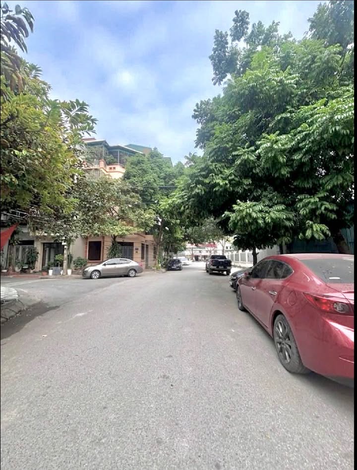 Nhà góc 2 mặt tiền Đa Sỹ 70m² giá thỏa thuận - Kinh doanh đỉnh cao!