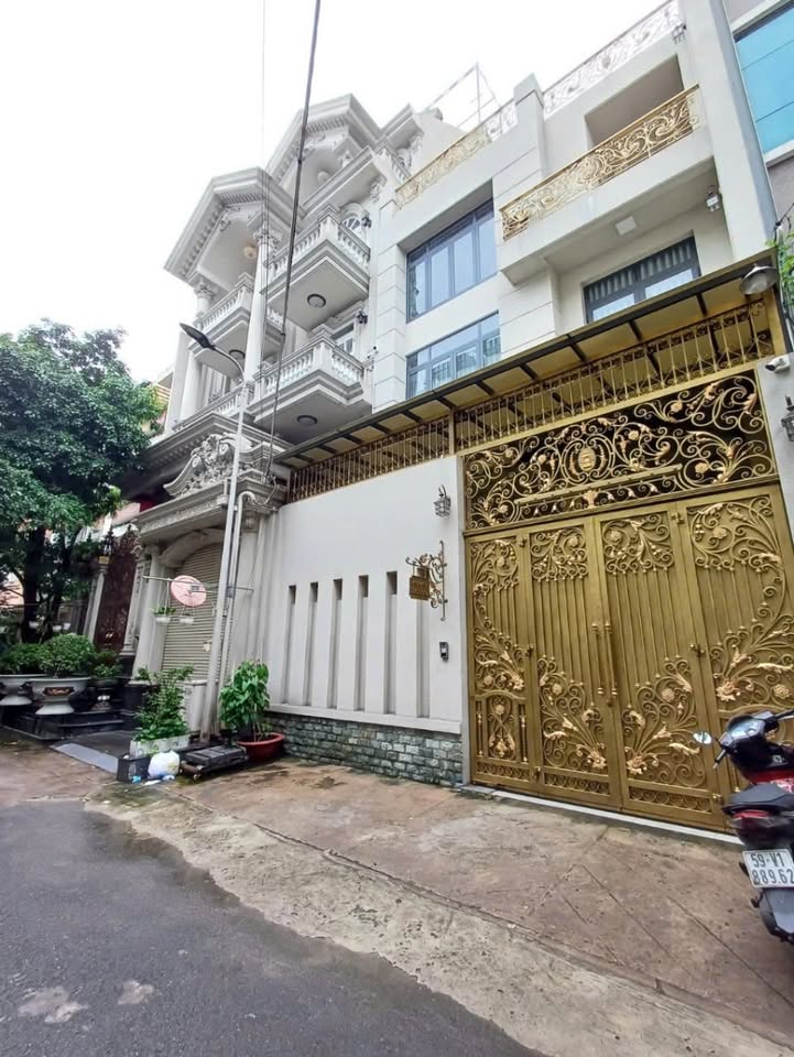 Nhà riêng hẻm 8m Hồ Biểu Chánh, quận Phú Nhuận, 96m² giá 10,5 tỷ - Full nội thất sang trọng!