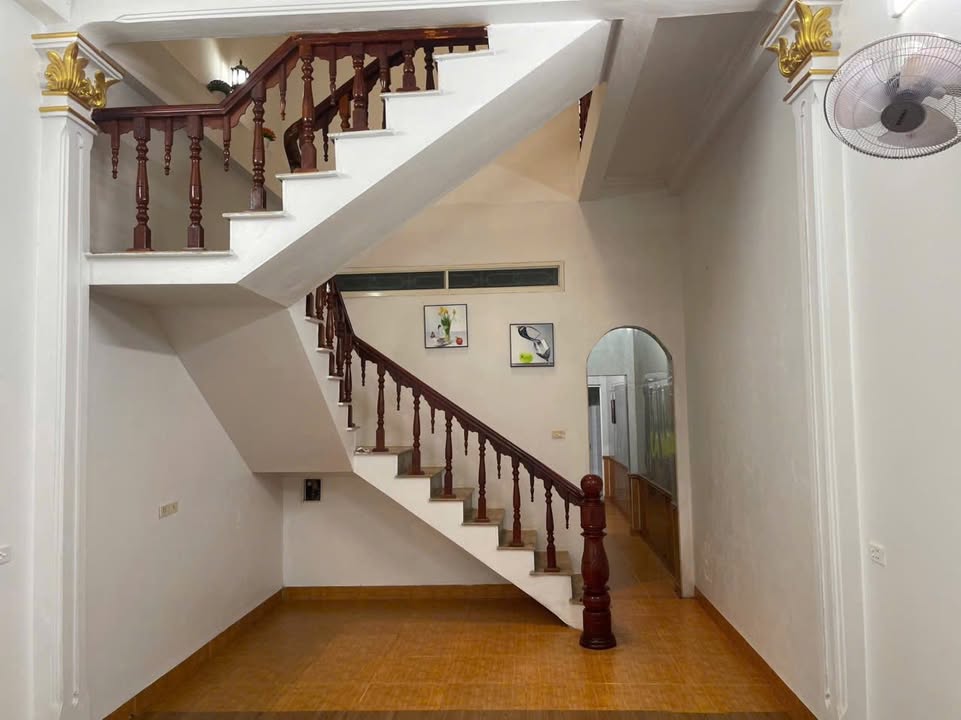 Nhà 2 tầng đẹp phường Phú Sơn, TP Thanh Hóa 92m² giá 3 tỷ - Vị trí vàng gần trung tâm!