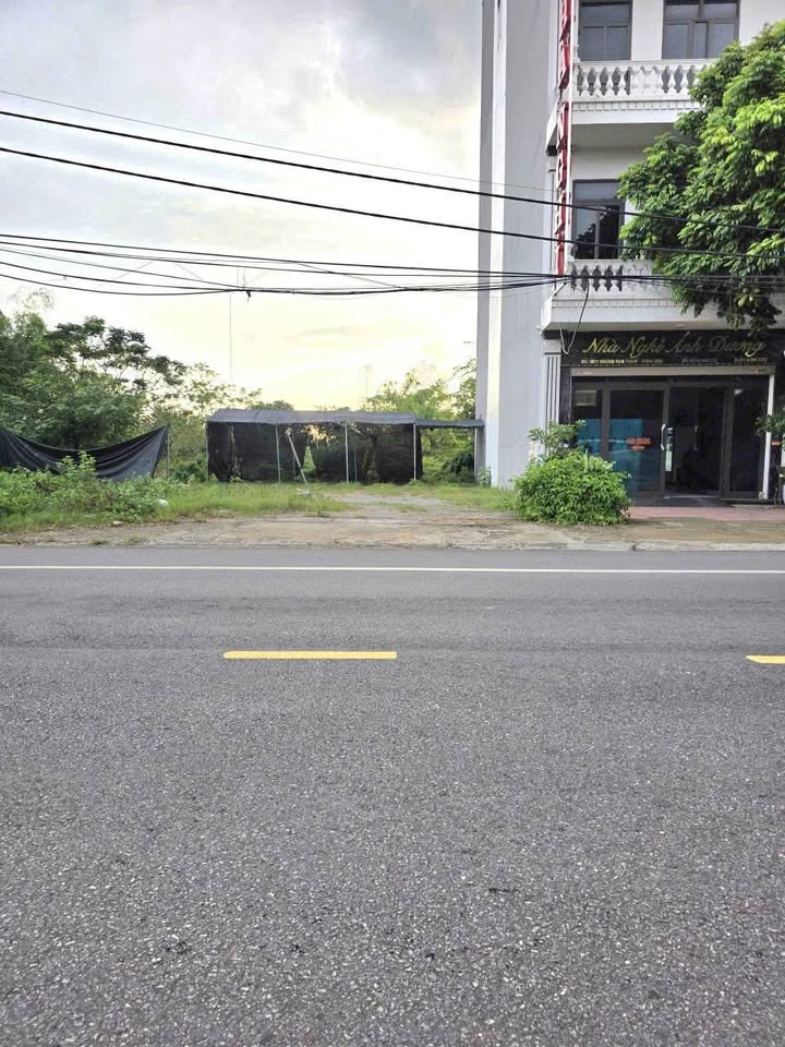 Lô đất mặt đường Hoàng Hoa Thám, Song Mai, 90m² giá 4 tỷ - Kinh doanh sầm uất!