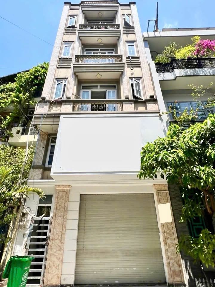 Tòa nhà 10PN hẻm xe tải 10m, Q.10 chỉ 2 tỷ - Dòng tiền 55 triệu/tháng!