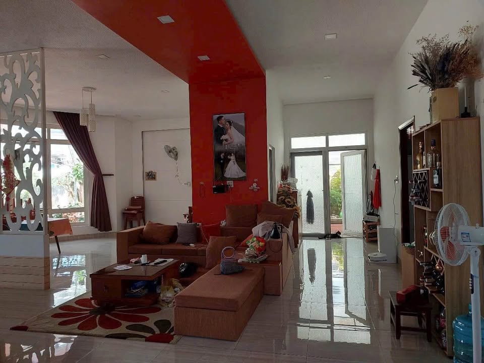 Bán nhà sân vườn Bảo Lộc 680m² giá 7.65 tỷ - Đầu tư tuyệt vời!