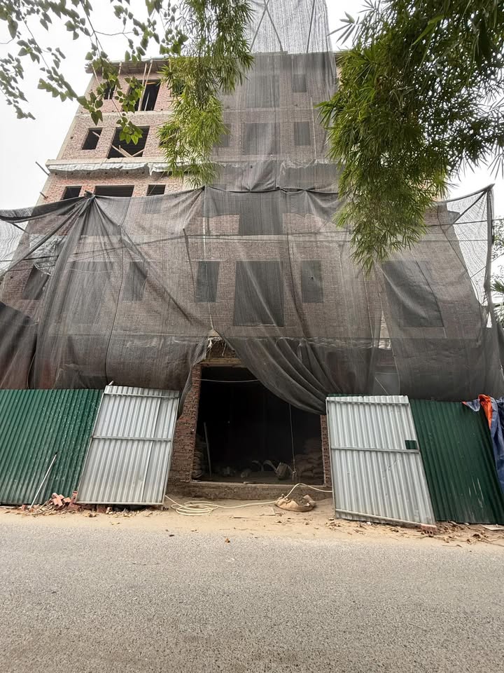 Nhà phố Thạch Bàn, Long Biên 50m² giá thỏa thuận - Mặt tiền kinh doanh lý tưởng!