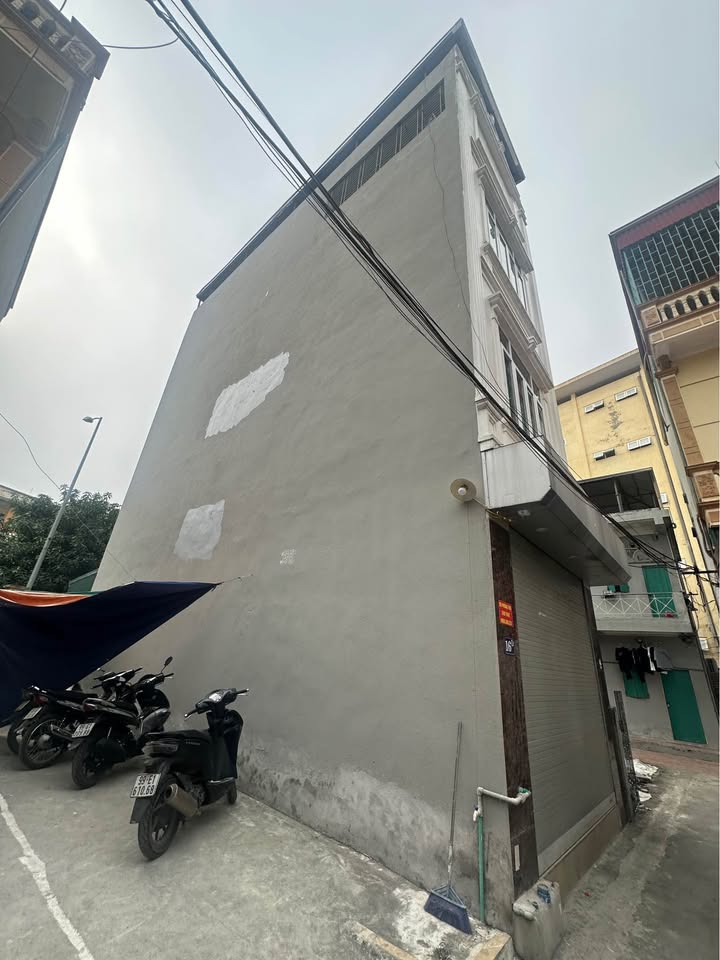 Nhà phố Xốm, Hà Đông 43m² giá thỏa thuận - Lô góc ô tô vào tận nhà!