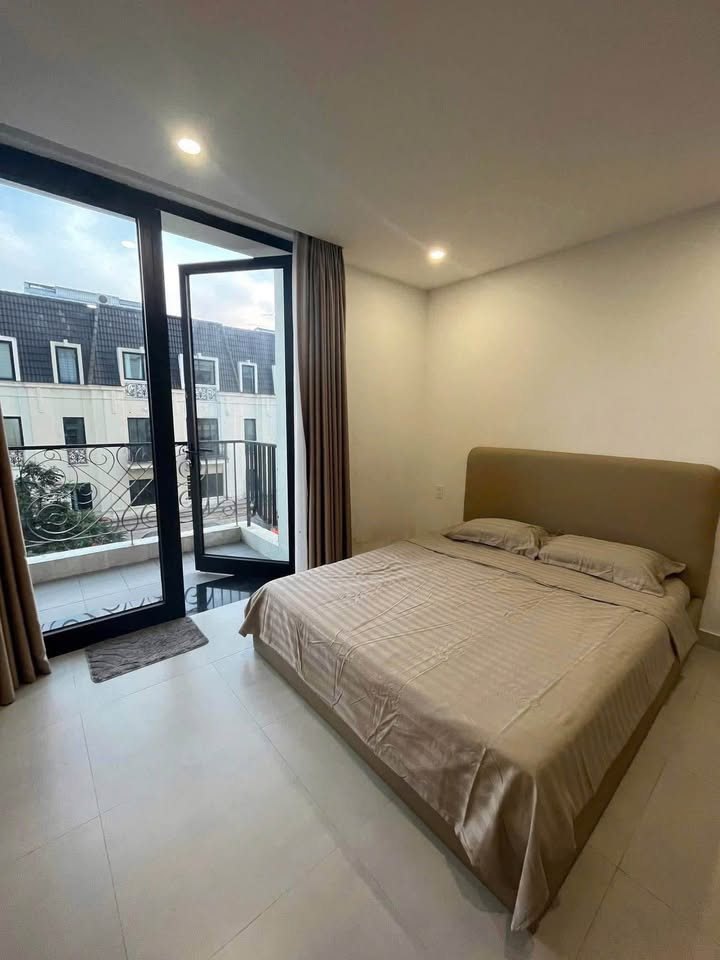 Cho thuê phòng studio The Manor Crown Huế 30m² giá 4.2 triệu - Full nội thất, yên tĩnh!