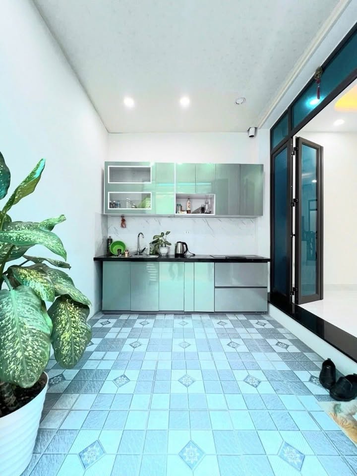 Căn hộ Tân Mai Hoàng Mai 45m² giá 4.5 tỷ - Thiết kế hiện đại, ô tô đỗ cửa!