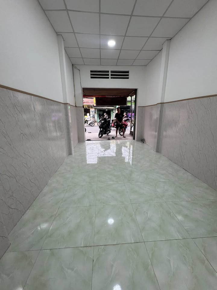 Mặt bằng cho thuê tại 381 Nguyễn Thị Tú, Bình Hưng Hòa B, 8 triệu - Kinh doanh sầm uất!