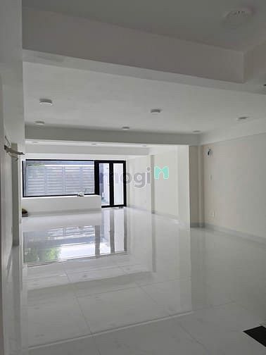 Cho thuê văn phòng An Phú, Q2, 200m², Giá 37 triệu - Phù hợp làm văn phòng và showroom