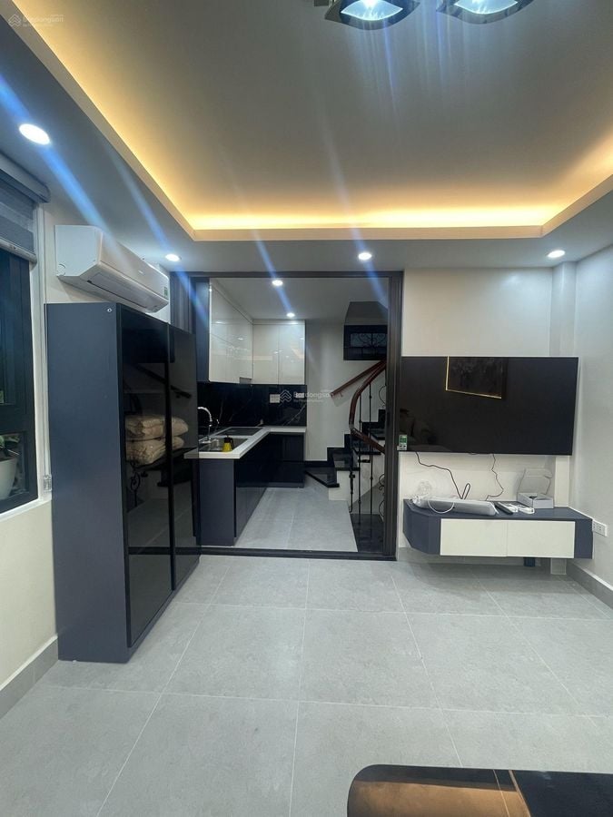 Nhà phố Thái Thịnh Đống Đa 62m² giá 19.5 tỷ - Thiết kế hiện đại, ô tô đỗ cửa!
