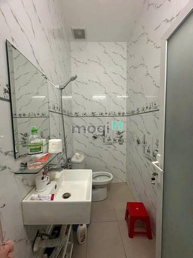 Nhà mặt tiền đường Lâm Văn Bền, Quận 7, DT 160m² giá 13,8 tỷ - Khu vực văn minh, tiện ích đầy đủ!