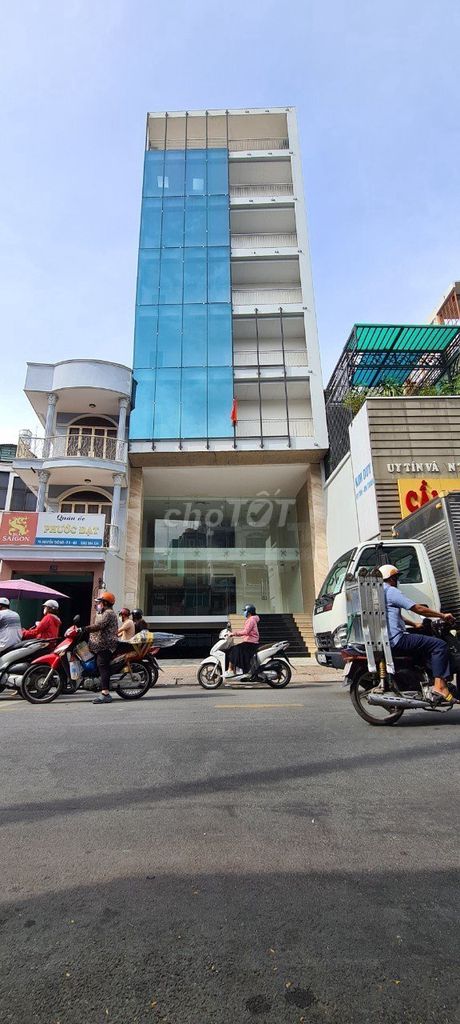 Tòa nhà văn phòng cho thuê tại Hồ Xuân Hương, Quận 3 - Diện tích 1200m², Giá 250 triệu/tháng