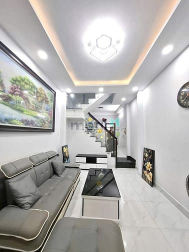 Nhà phố Nguyễn Cảnh Chân Quận 1 105m² giá 7 tỷ - Đầu tư sinh lời ngay!