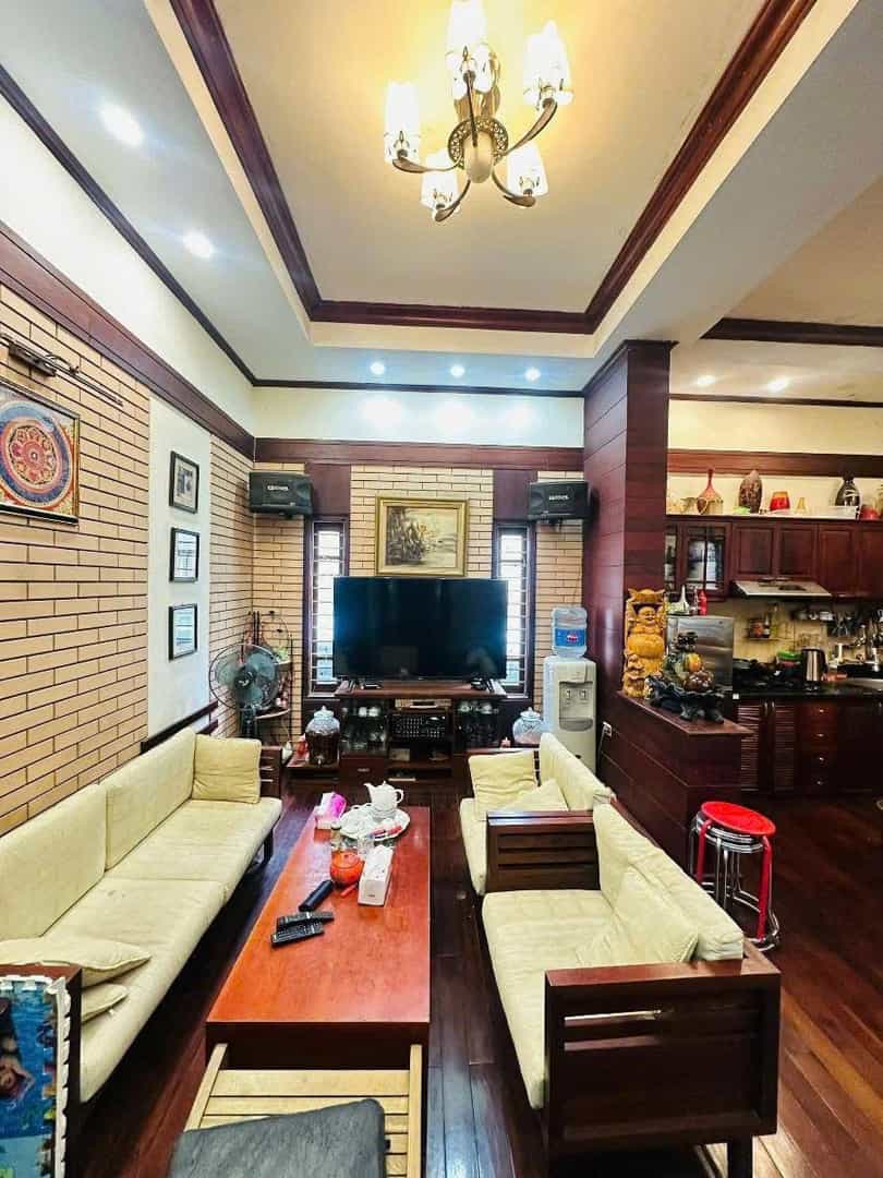Nhà đẹp Thanh Xuân, Hà Nội 70m² giá 8.5 tỷ - Lô góc, sổ đỏ chính chủ!