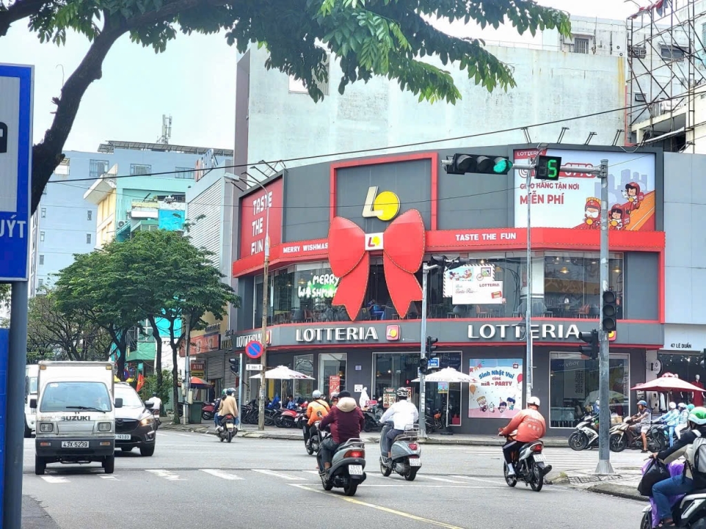 Cho thuê văn phòng 1.419m² tại trung tâm Hải Châu, Đà Nẵng - Mặt tiền lớn, kinh doanh vượt trội!