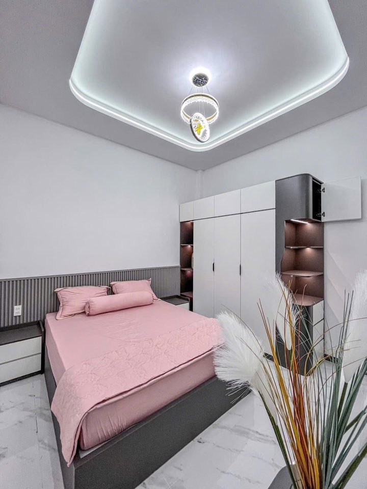 Bán gấp nhà mới xây Thủ Dầu Một 125m² giá 2.4 tỷ - Sổ hồng riêng, hỗ trợ vay 70%!