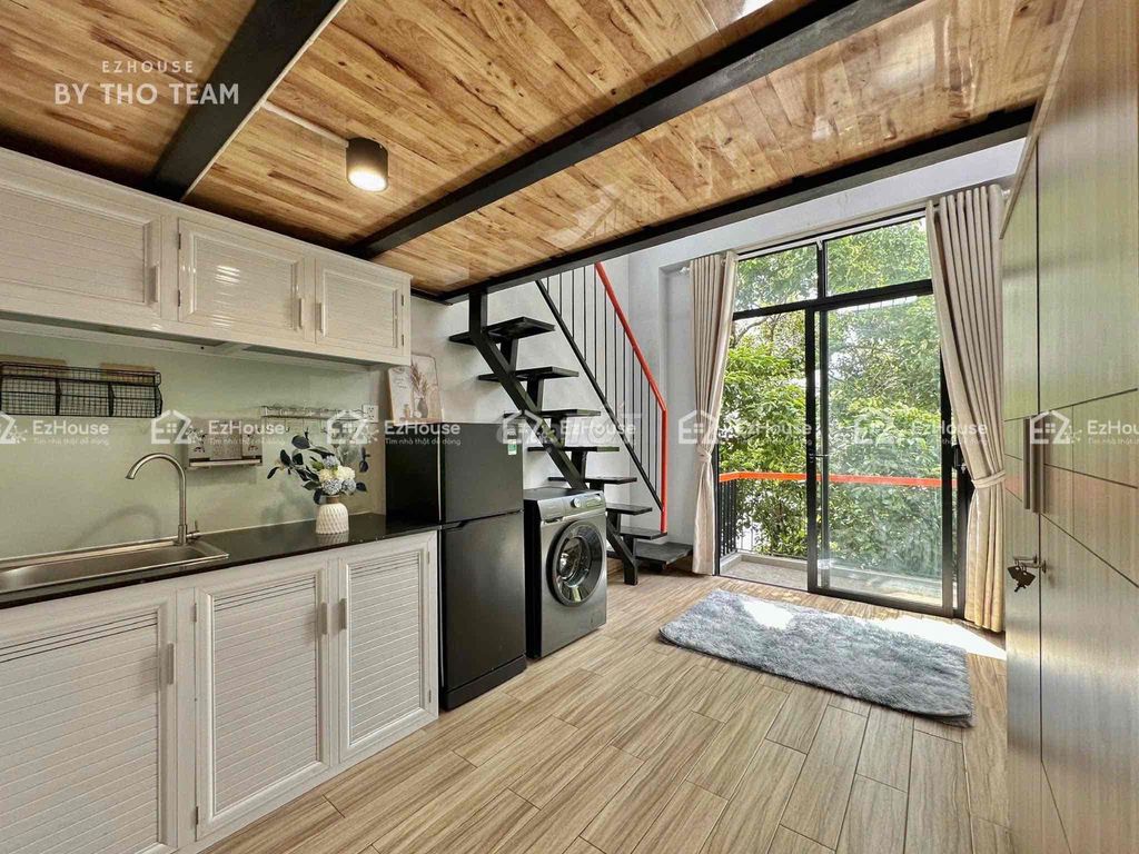 Căn hộ Duplex ban công Tân Bình 40m² giá 5.5 triệu - View mát mẻ ngay Etown Cộng Hoà!