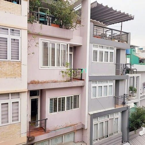Căn hộ 45m² tại Quận 3 - Giá chỉ 2,3 tỷ - Vị trí đắc địa gần chợ Bàn Cờ!