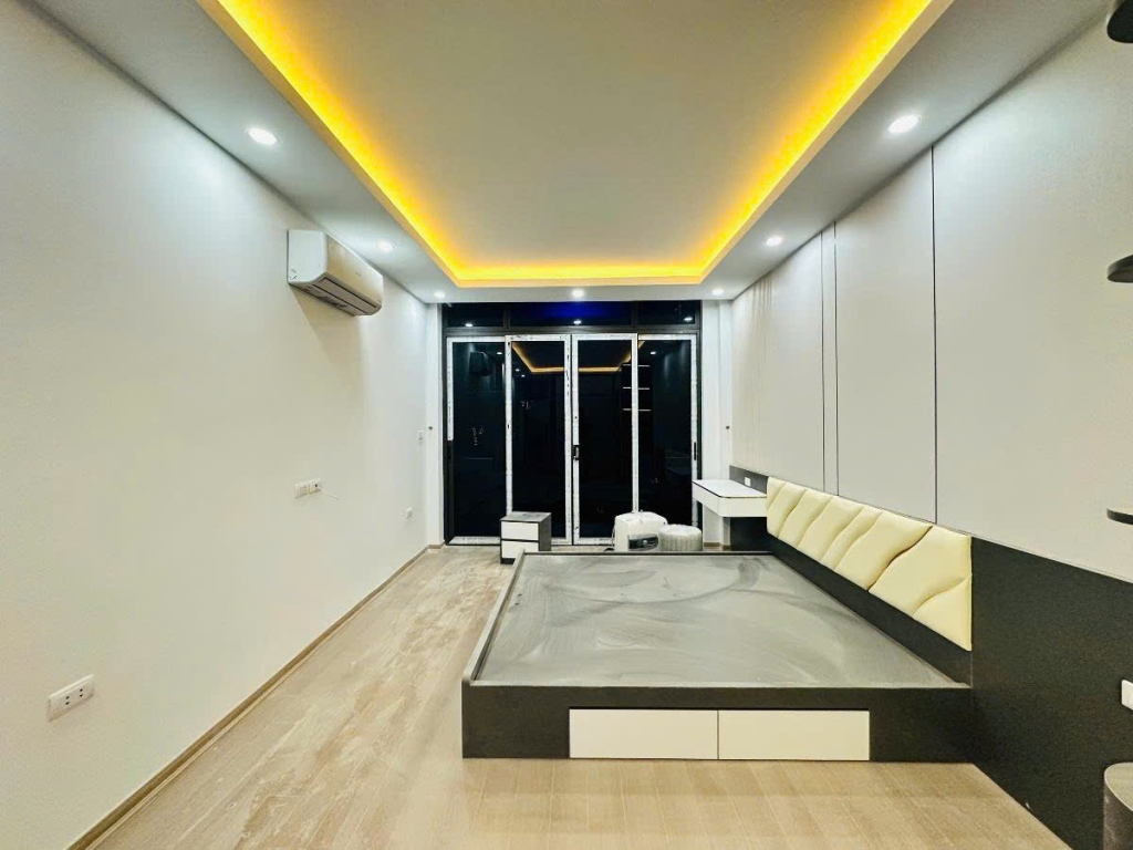 Nhà mặt phố An Trạch 45m² giá 30 tỷ - Lô góc kinh doanh đỉnh cao!